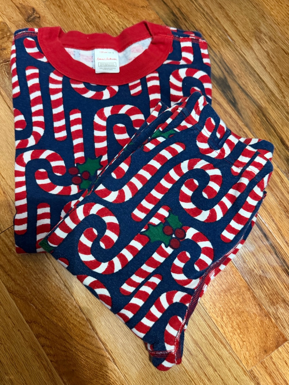 🎄 Hanna Andersson Candy Cane Holiday Pajama Set